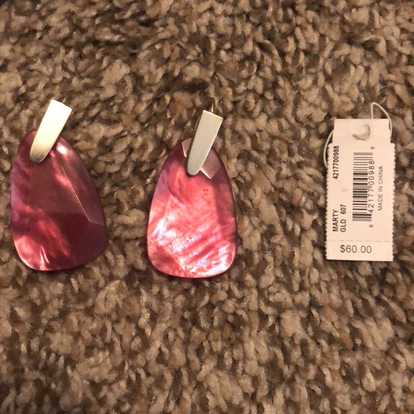 Kendra Scott Earrings - Picture 2 of 4